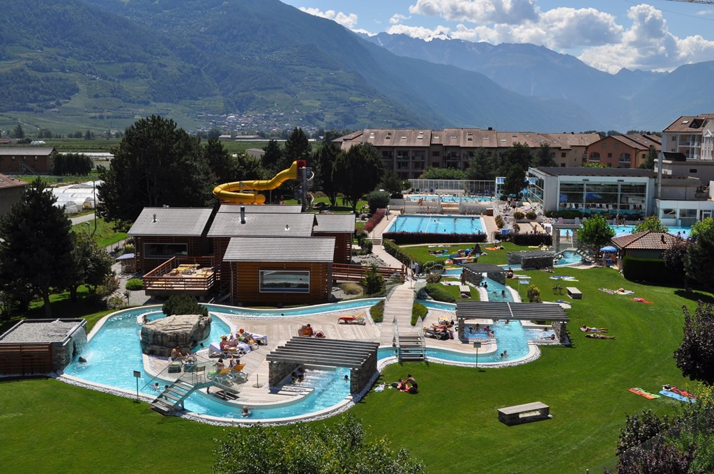 wellness piscines bain rivière thermale